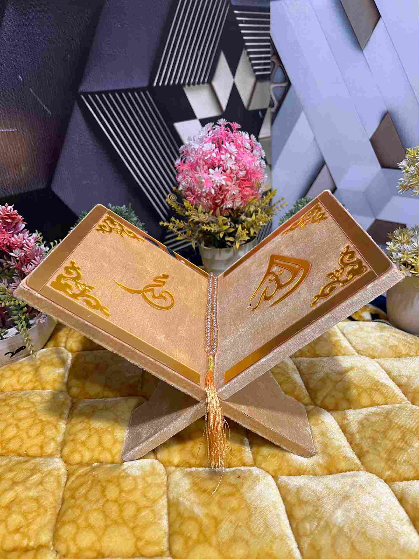 AL-NOOR Premium Acrylic Quran Box-Golden