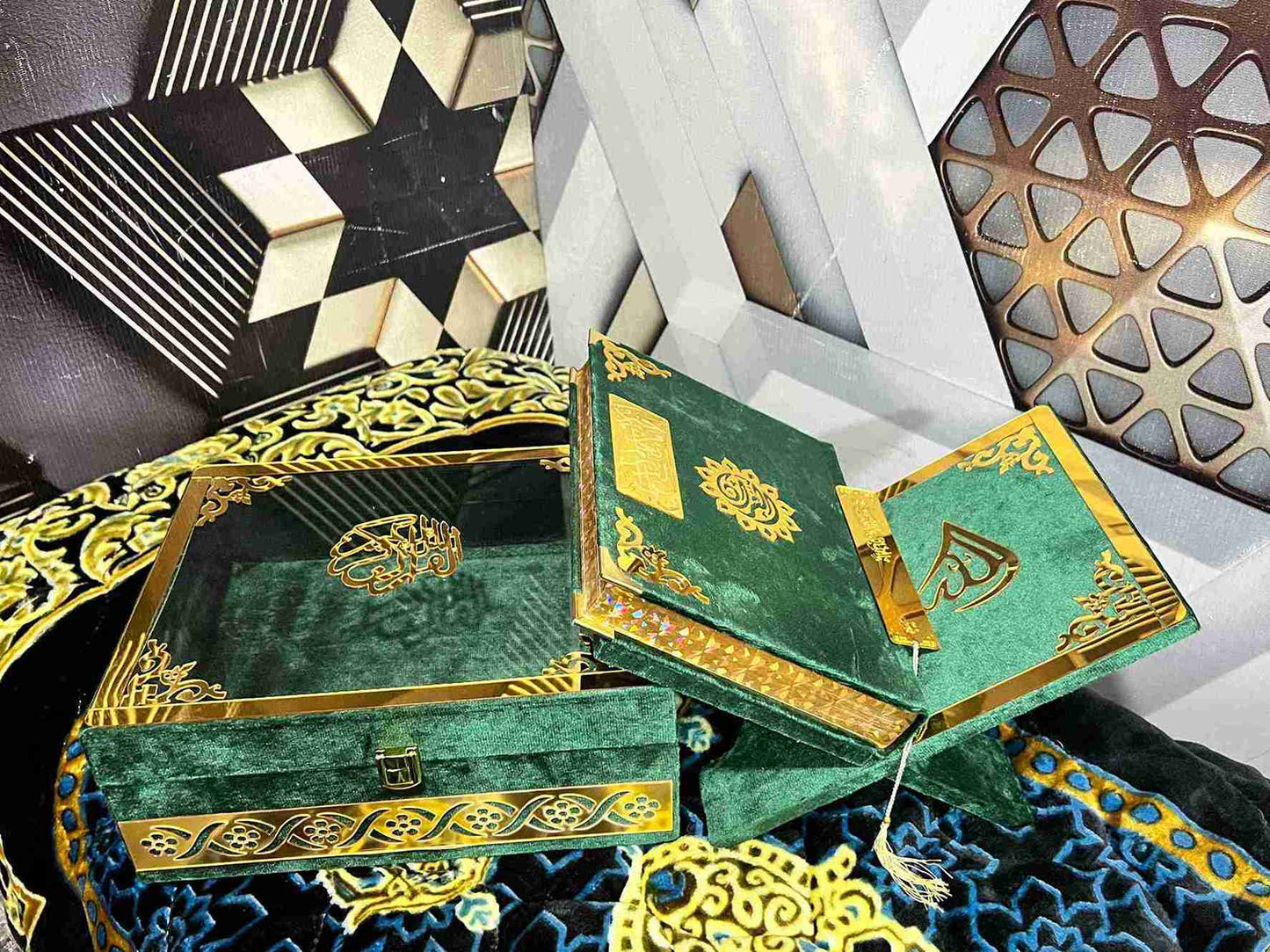 AL-NOOR Premium Acrylic Quran Box-Green