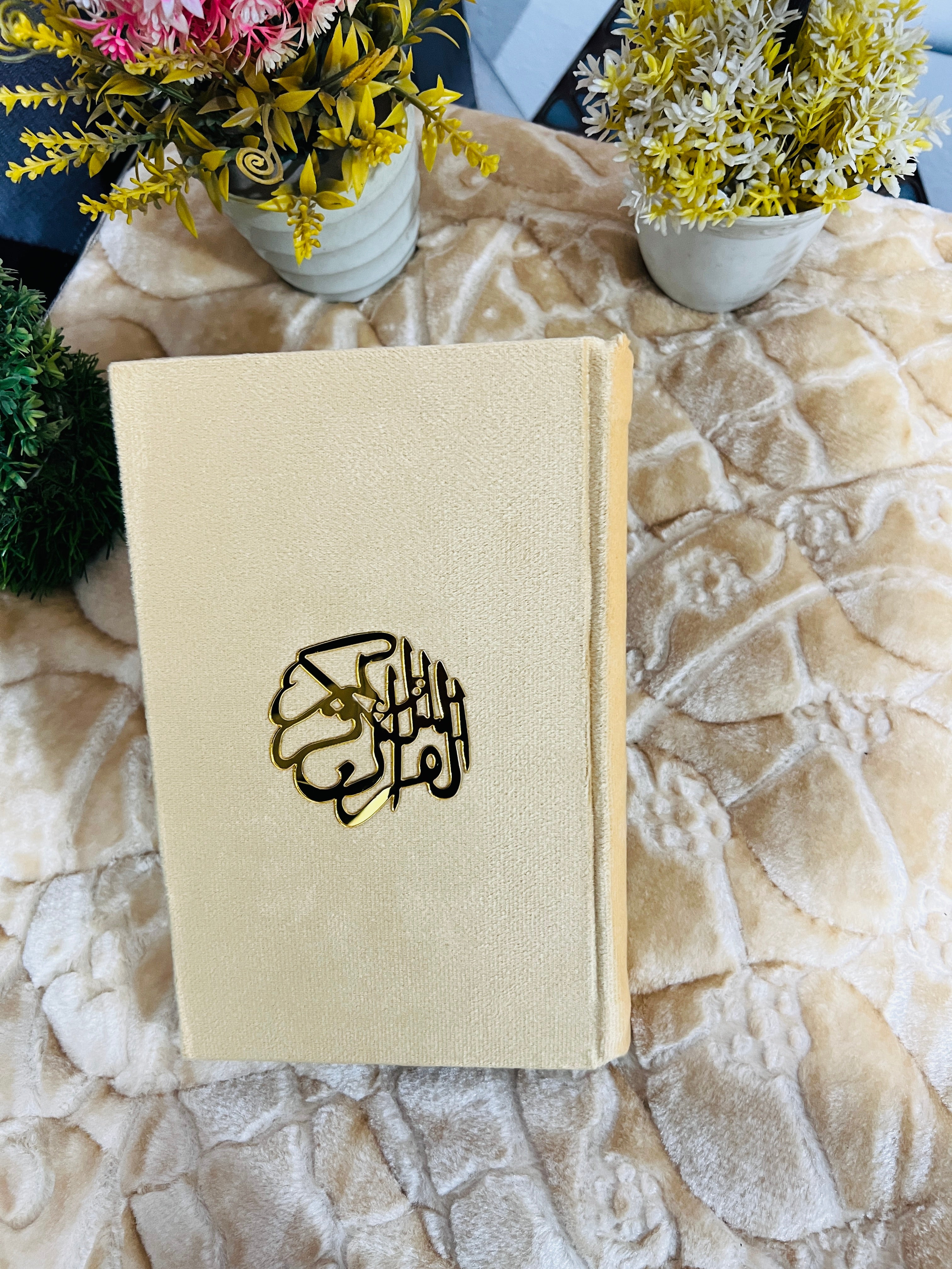 Holy Quran Tajveedi 16 Line Velvet Golden color