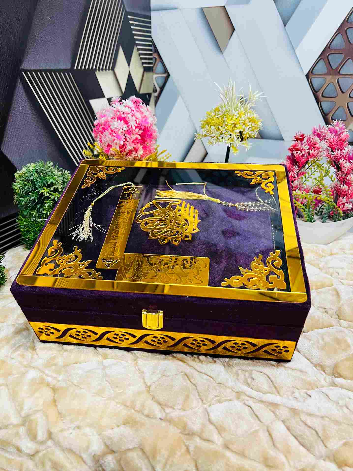 💎 VIP Edition Holy Quran Wedding Gift Set (With Translation) Transparent Box, Velvet Holly Quran, Book Mark, Velvet Box, Velvet Rahal, Ittar, Tasbeeh