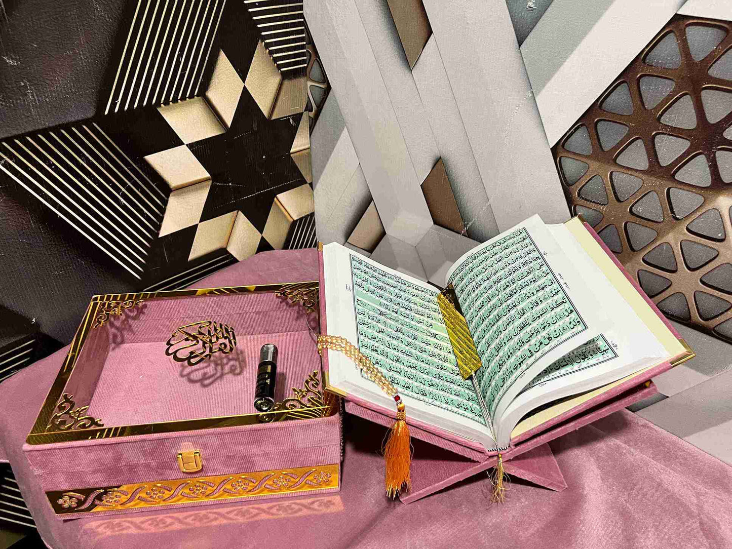 AL-NOOR Premium Acrylic Quran Box-pink