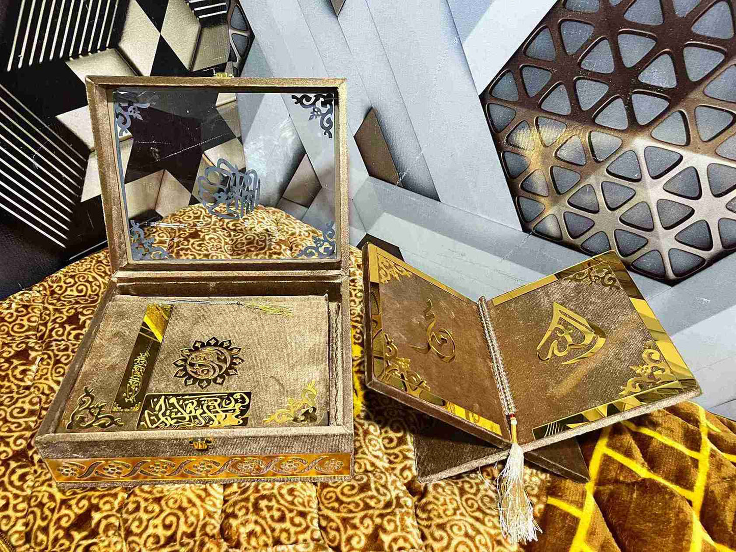 AL-NOOR Premium Acrylic Quran Box-Skin