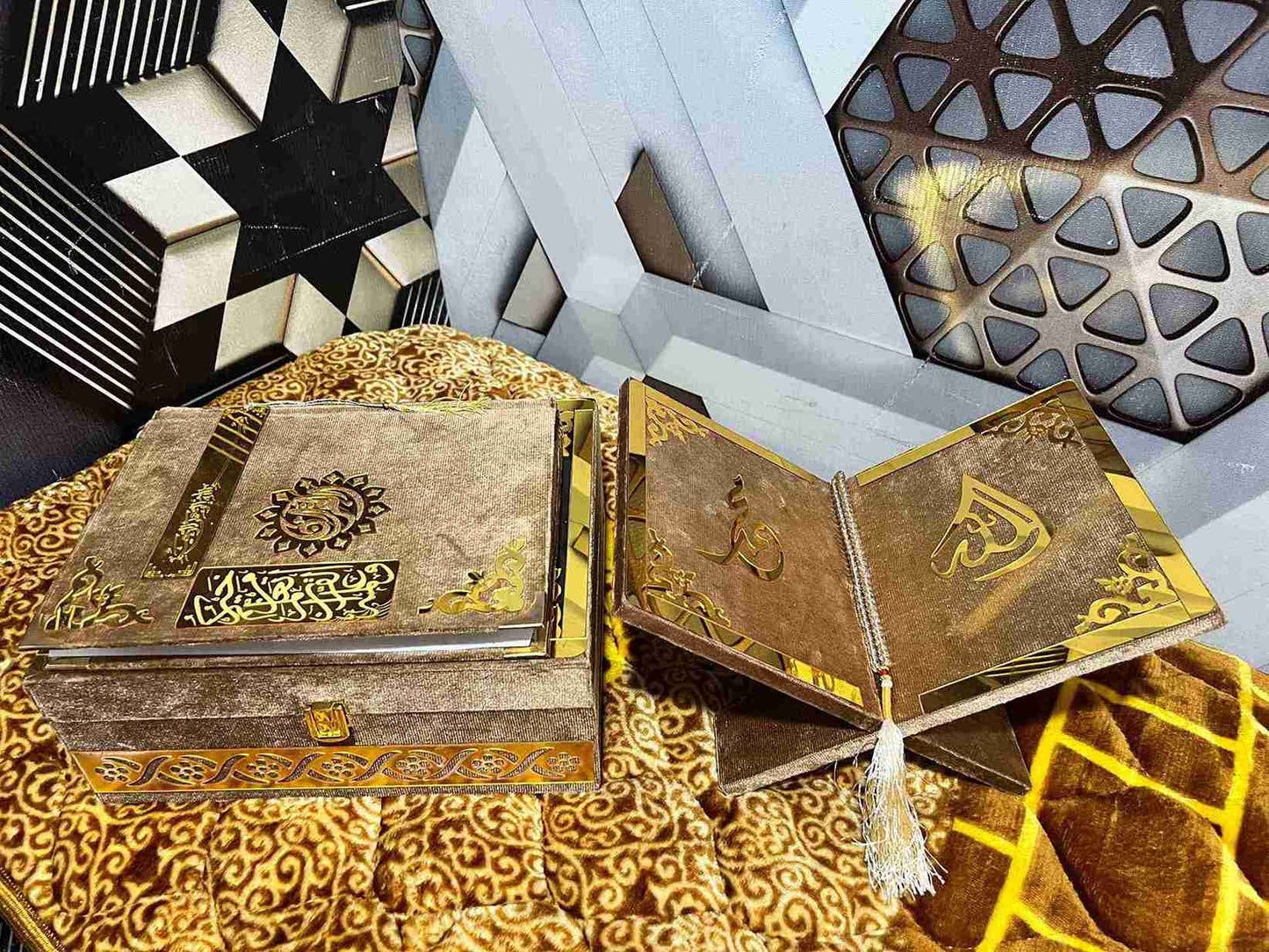 AL-NOOR Premium Acrylic Quran Box-Skin