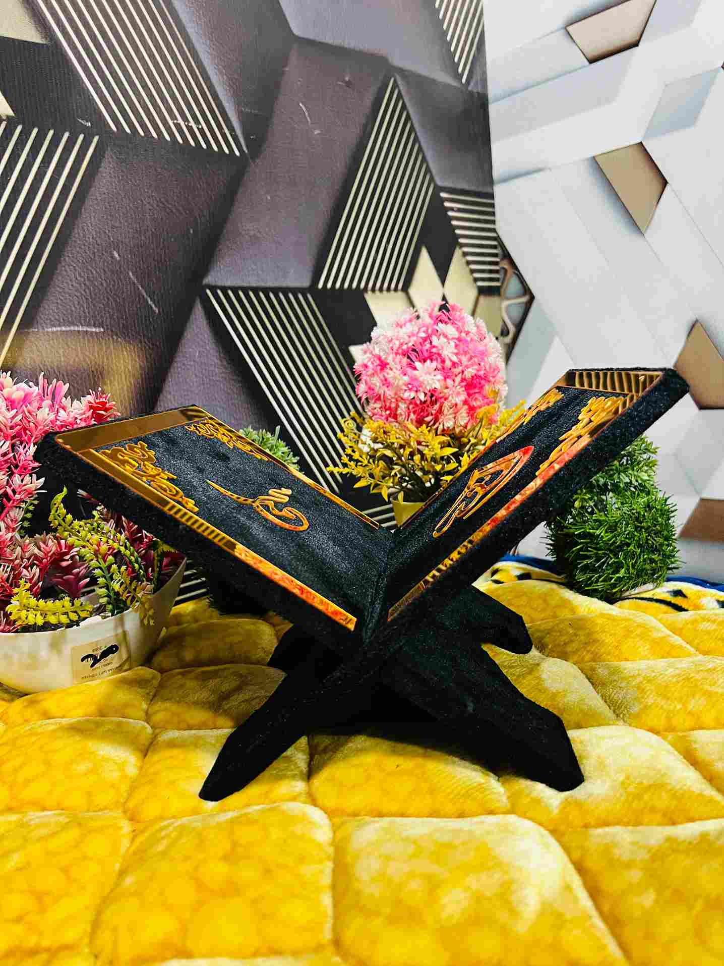 AL-NOOR Premium Acrylic Quran Box-Black
