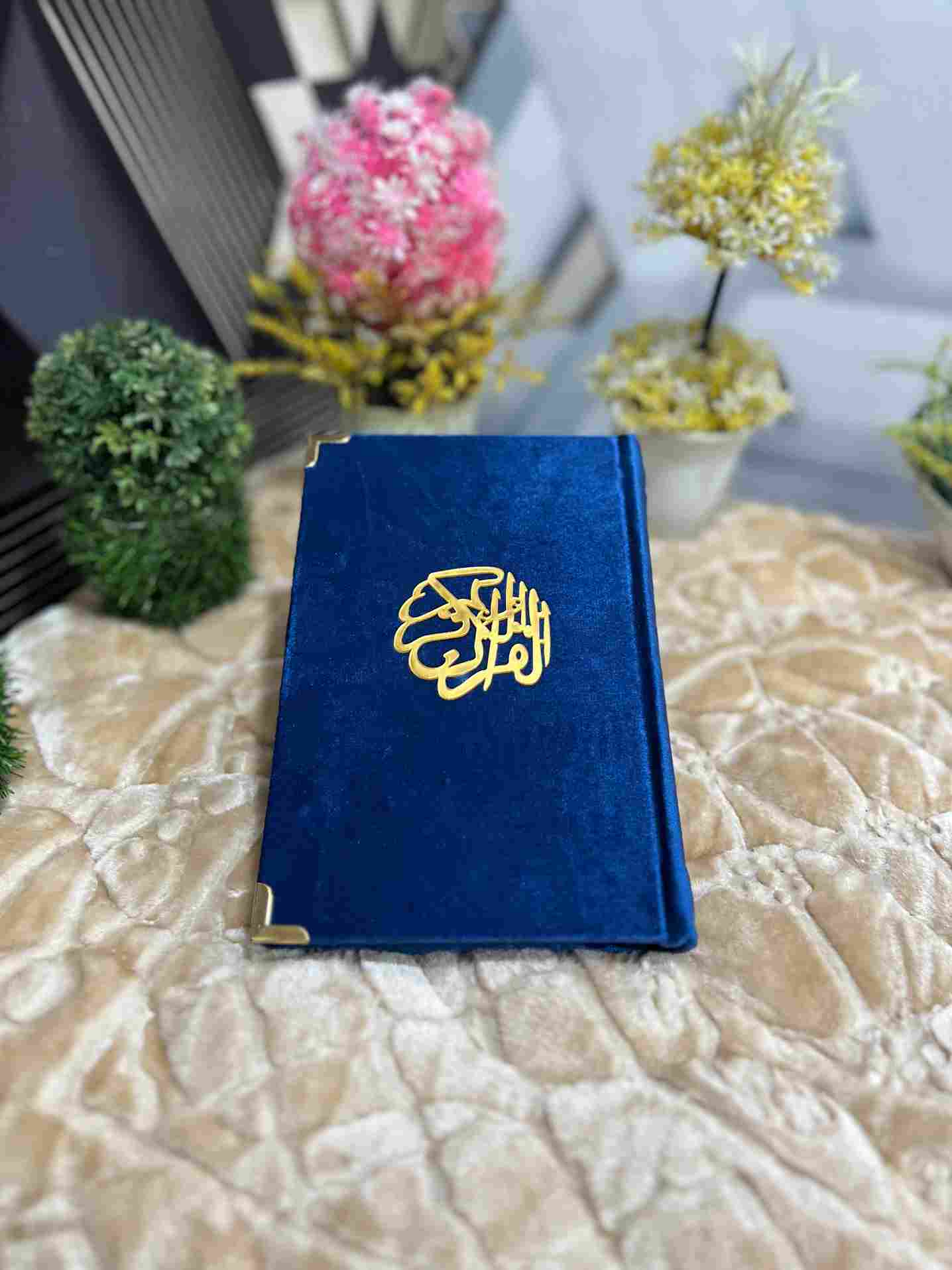 Holy Quran Tajveedi 16 Line Velvet Blue color