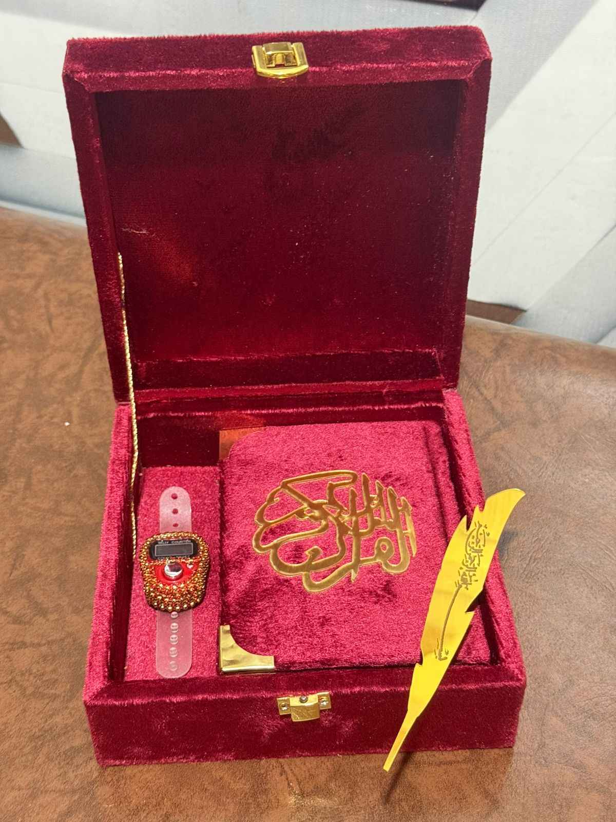 Holy Quran Gift Set (Pocket Size) Maroon Color