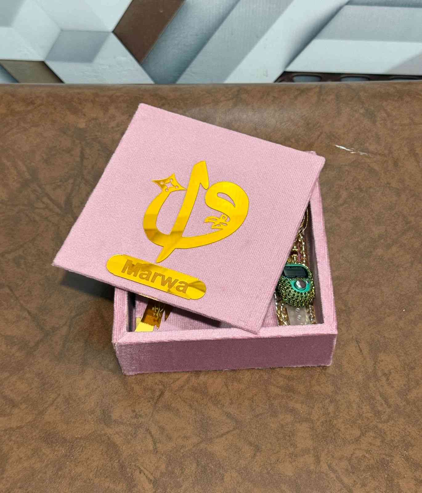 Pocket-Size Quran in Turkish-Inspired Velvet Box Pink