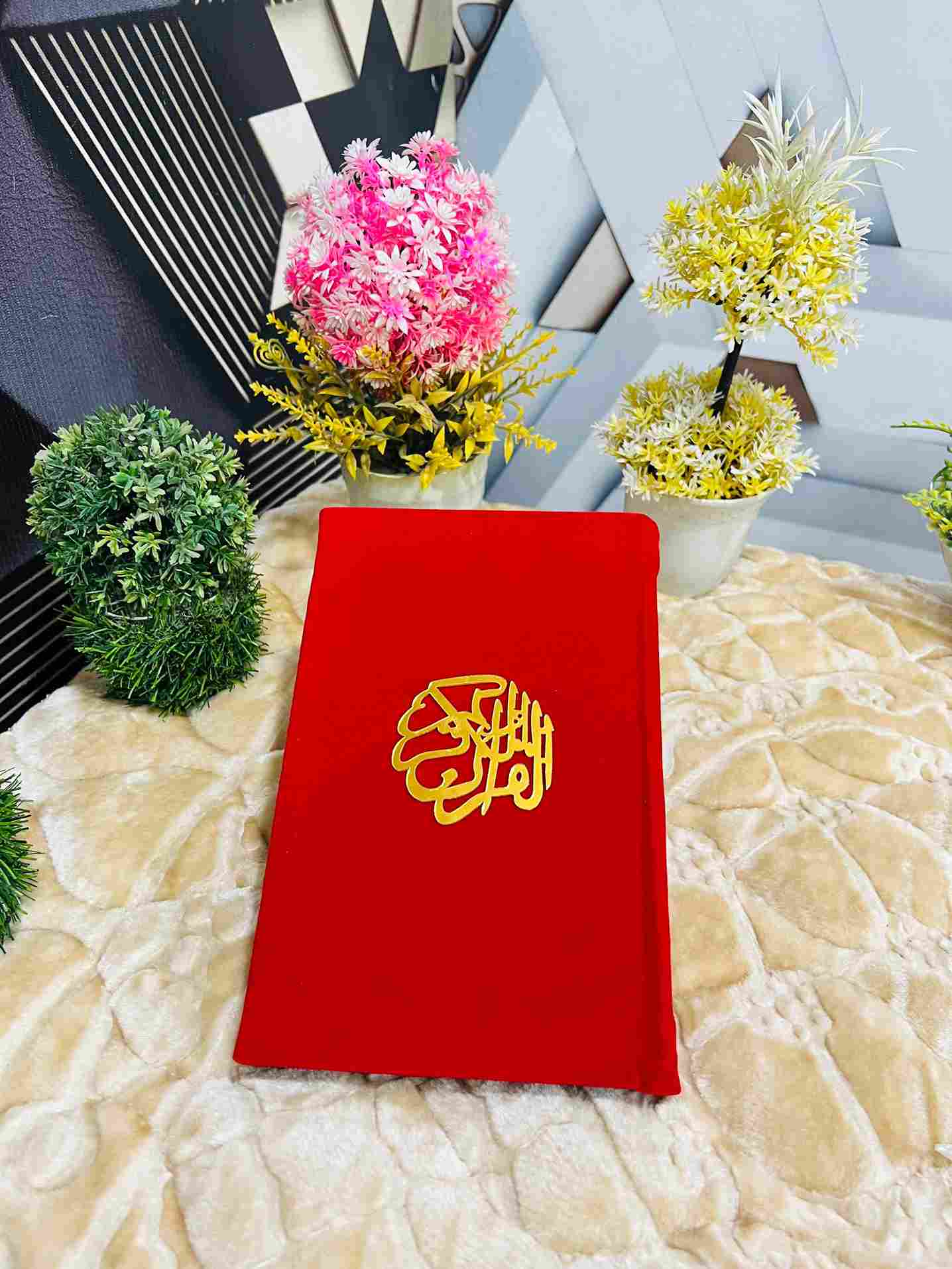 Holy Quran Tajveedi 16 Line Velvet